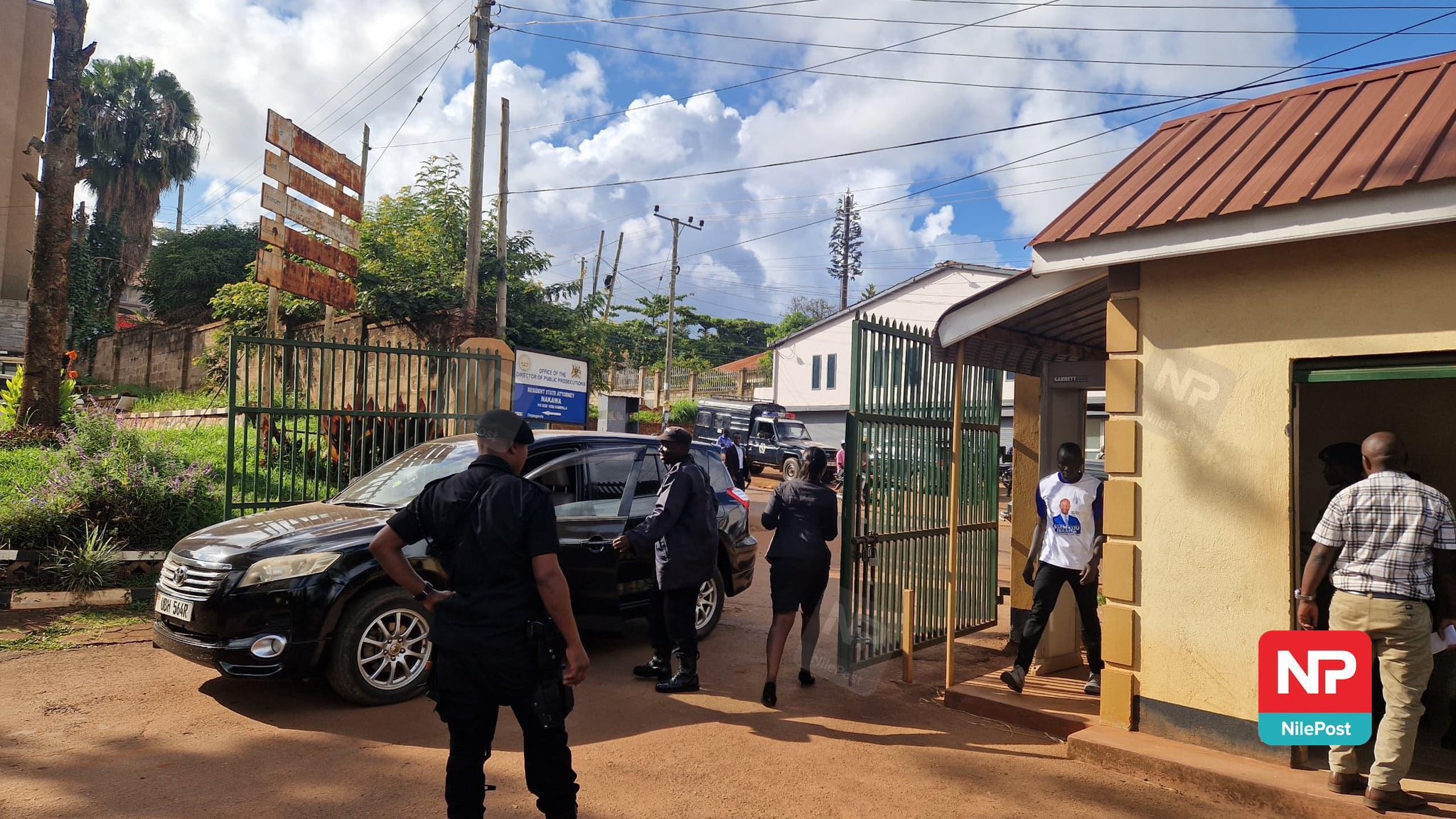 Heavy Security Deployed Ahead of Besigye and Lutale’s Court Appearance