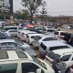 Ministry of Works and Security Agencies Evict Car Bonds from Nakawa–Ntinda Road Reserve