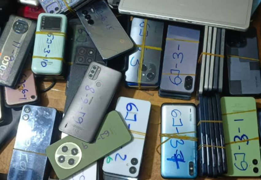 Police recover 723 suspected stolen phones in Kampala operation